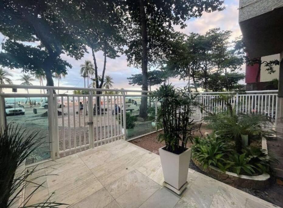 Em Frente A Praia Rio de Janeiro Luaran gambar